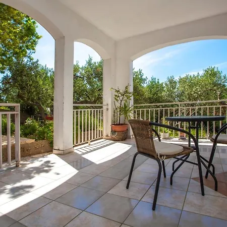 Olive Garden Apartment Hvar Town Exterior photo